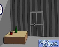 Jail escape est un jeu d'aventures. vous devez retrouver les clefs pour pouvoir sortir de la pièce. a l'aide de la souris, cliquez sur les différents objets que vous trouverez. et de clef en clef, vous allez pouvoir résoudre l'énigme. bonne chance !